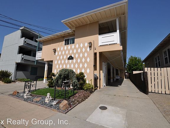 2nd image of 149 Santa Helena Ave APT 4