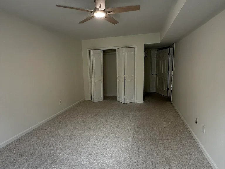 118 W Grn #118 — Photo 13