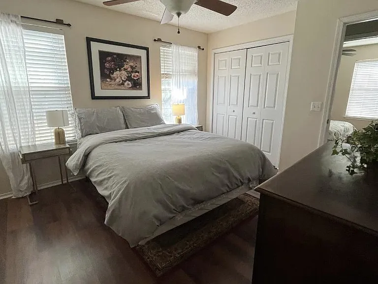 1630 N Timbercrest Ave — Photo 5