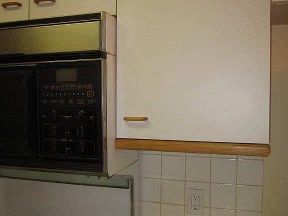 Kitchen -Electric Stove
