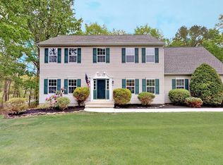 12 Plum Ridge Dr, New Egypt, NJ 08533