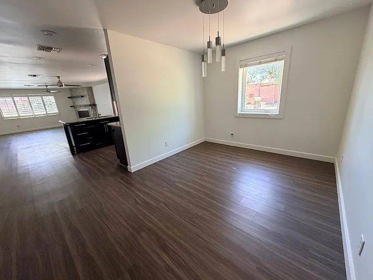 2314 N 64th Pl — Photo 11