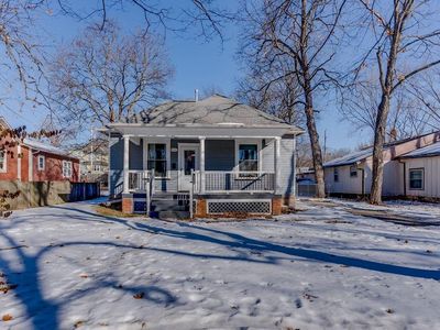 406 E Wea St, Paola, KS, 66071