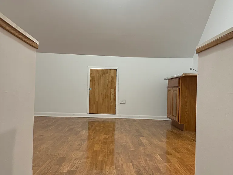 2237 S Homan Ave — Photo 2