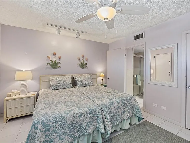 500 S Washington Dr #5B — Photo 21