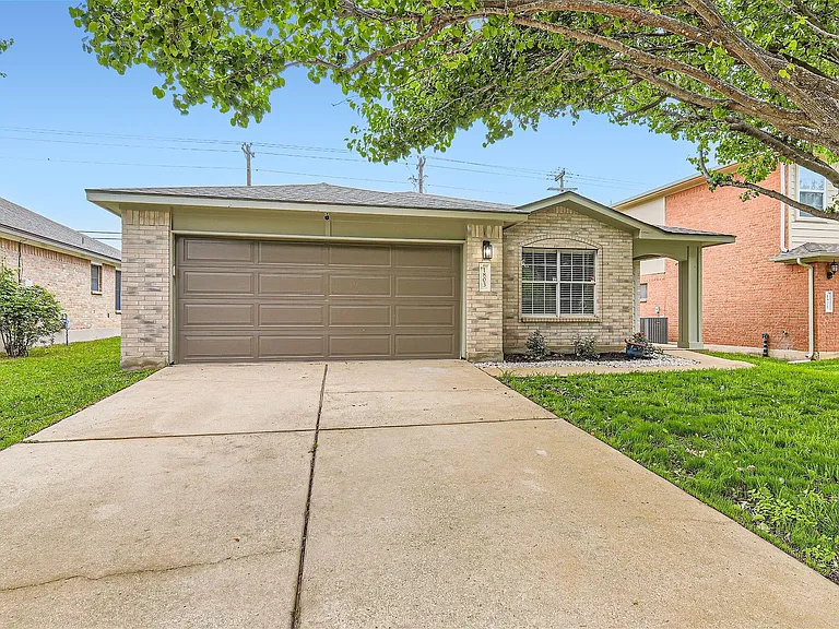 1803 Lloydminister Way — Photo 27