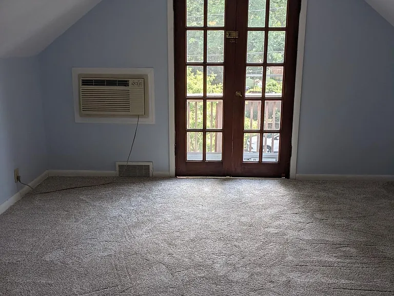1906 E Mifflin St #2 — Photo 19