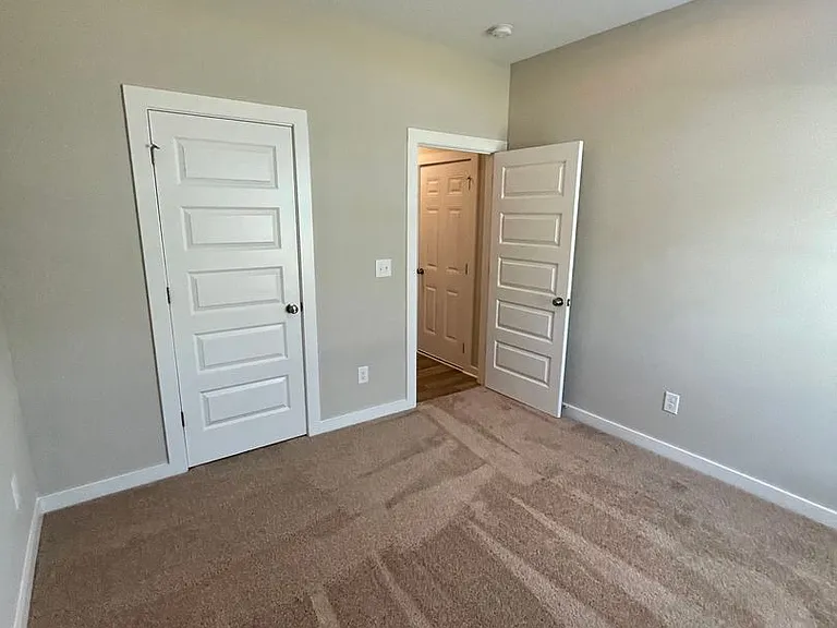 459 Troubadour Ln — Photo 25