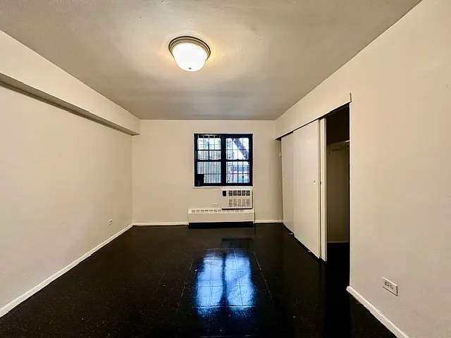 149-45 Northern Boulevard — Photo 4