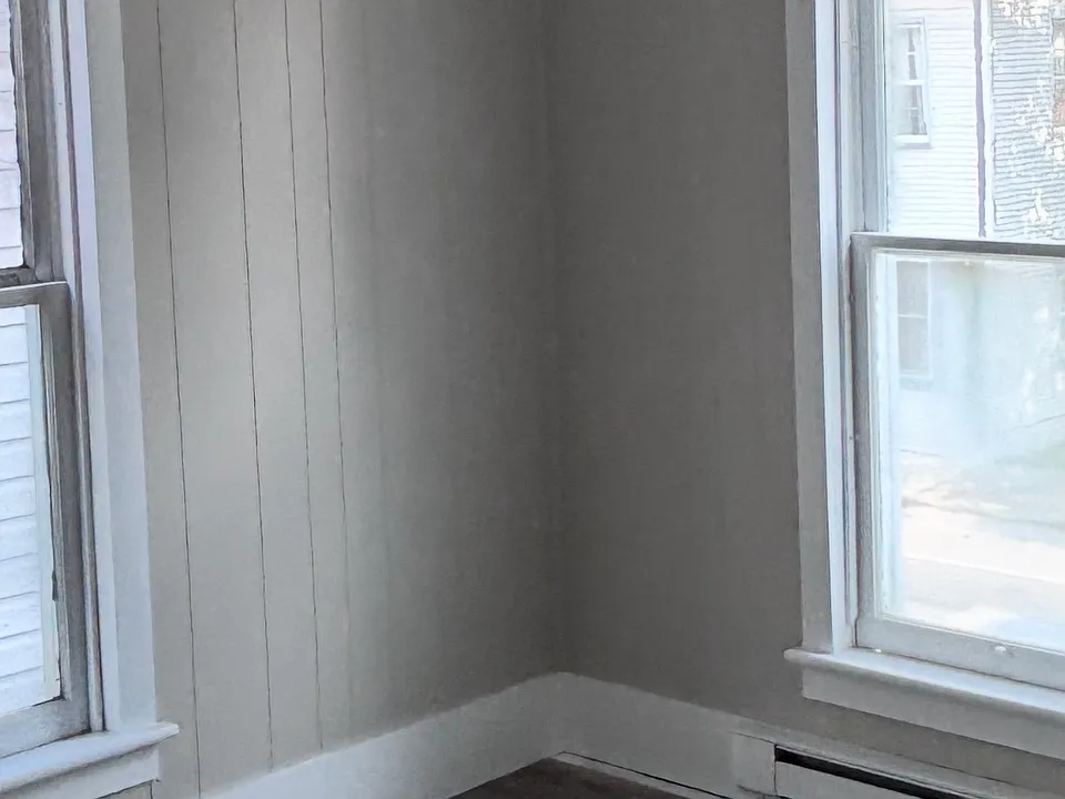 129-131 W Market St #2