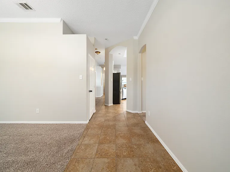 3209 Weeping Willow Ct — Photo 3