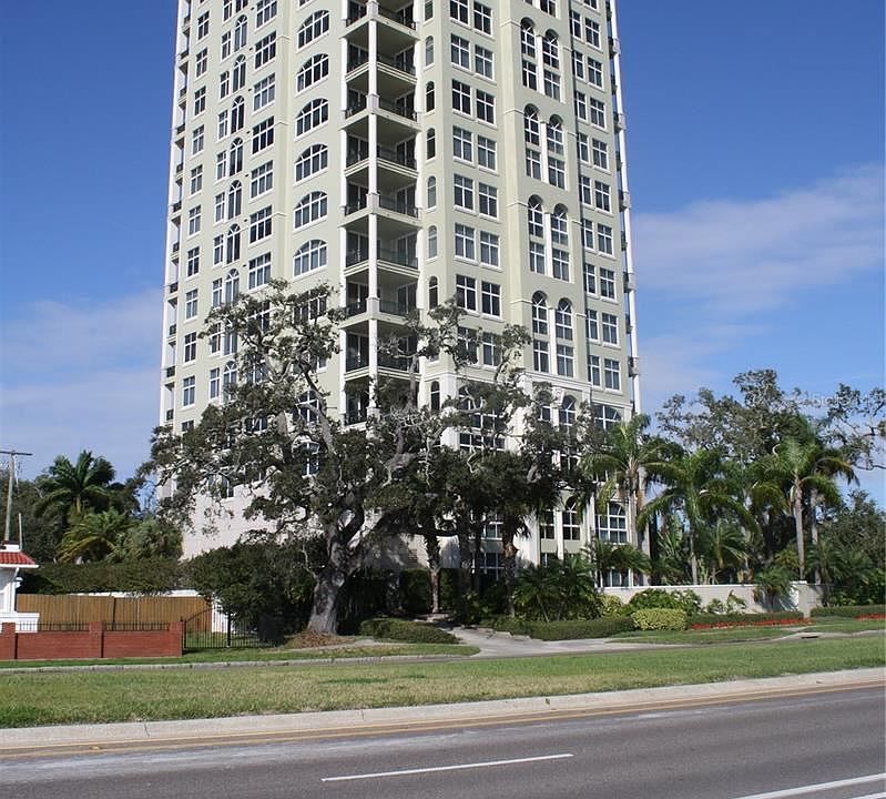 1st image of 3203 Bayshore Blvd Unit 1701