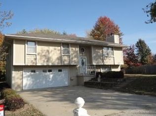 8 Oriole Dr, Agency, MO 64401