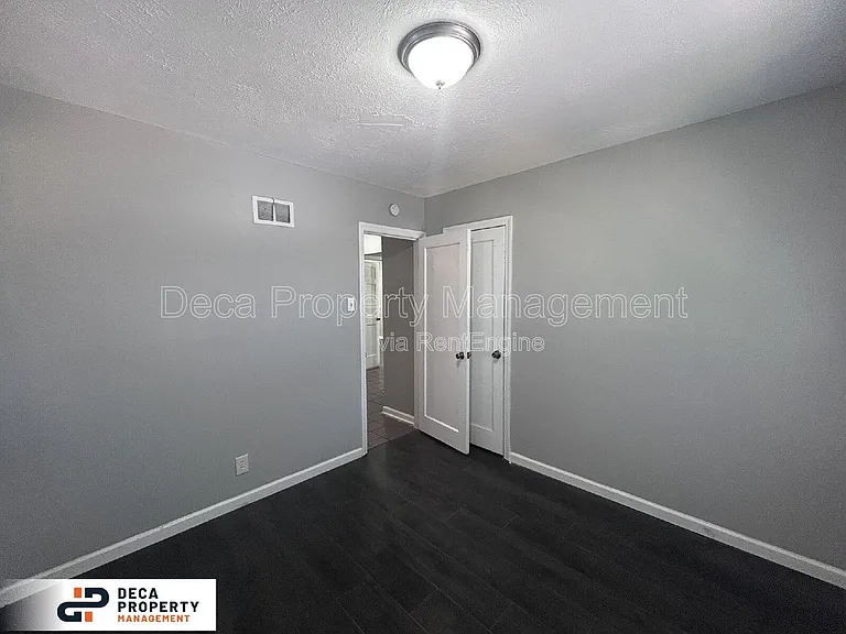9224 Kathlyn Dr — Photo 13