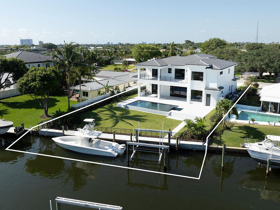 1st image of 723 Ibis Way