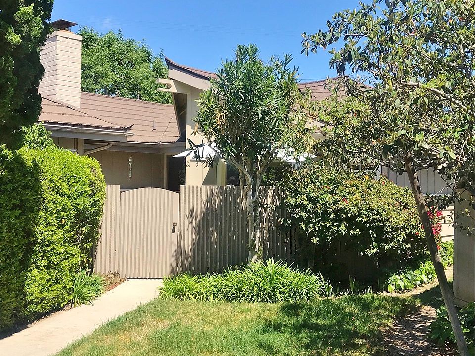 2nd image of 293 Moreton Bay Ln Unit 3