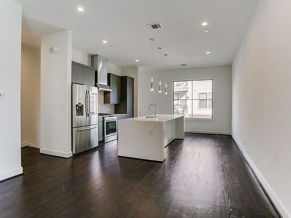 4th image of 2122 Moser Ave #A2e1g8gfe