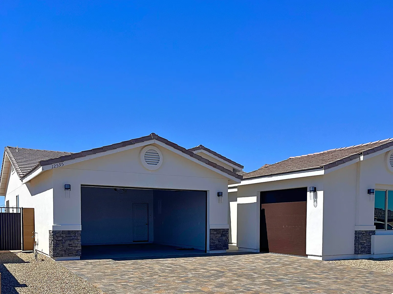 3 bed, 1655 sqft, $2,000 — Photo 2