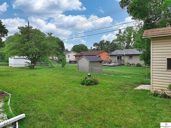 4th image of 5045 Trail Creek Ave