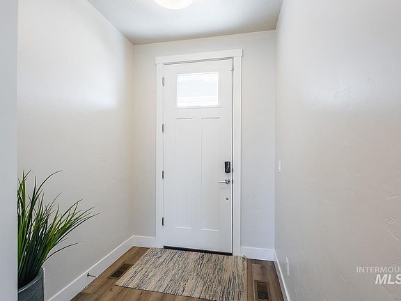 3rd image of 18329 Arch Haven Way