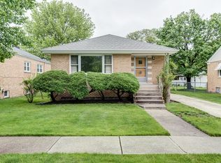 8746 W 26th St, North Riverside, IL 60546