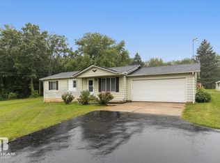 16384 Seymour Rd, Linden, MI 48451