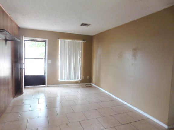 2nd image of 7128 NW 5th St