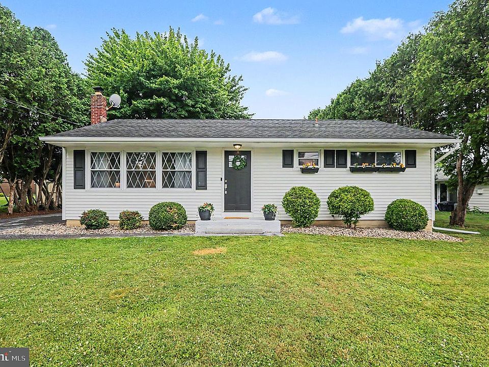 1st image of 6020 William Dr