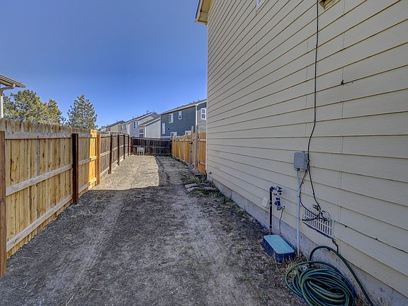 4th image of 7692 Barn Owl Dr