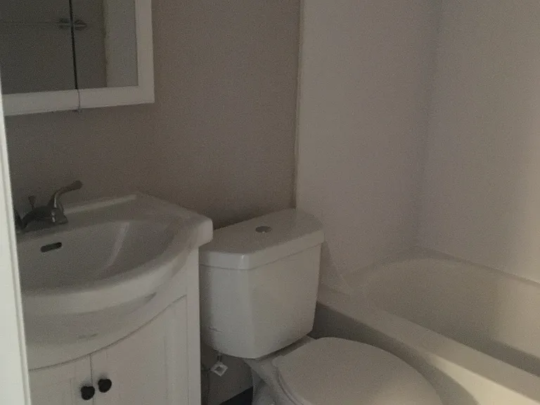 Stoney Creek Apartments — Photo 64