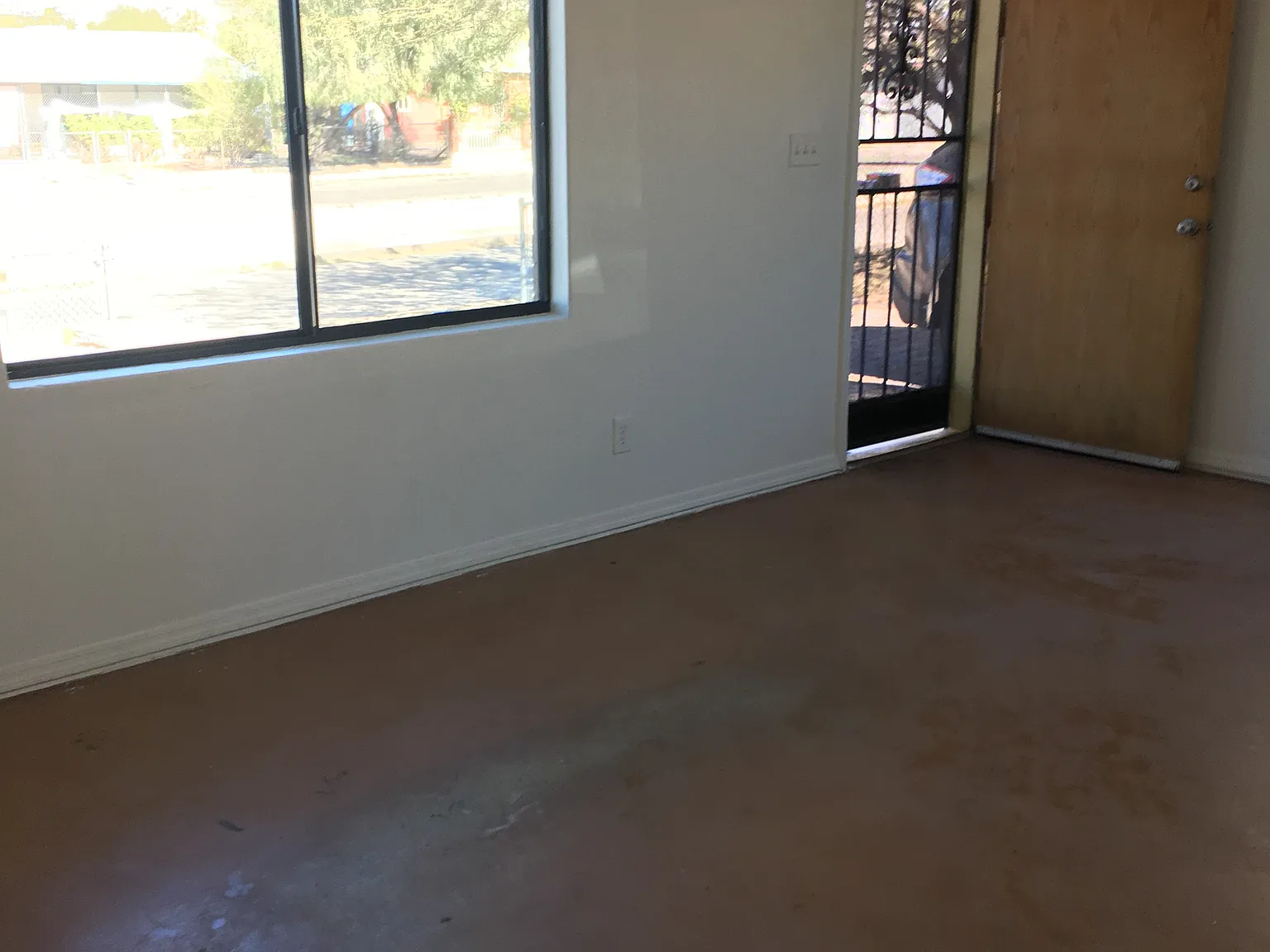 2 bed, 800 sqft, $1,350 — Photo 2
