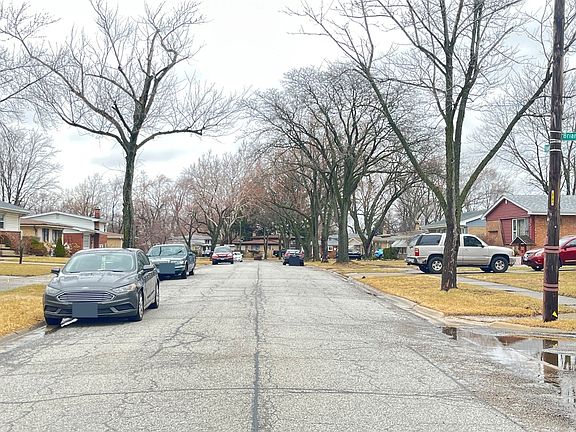 4th image of 232 Roberta Ln