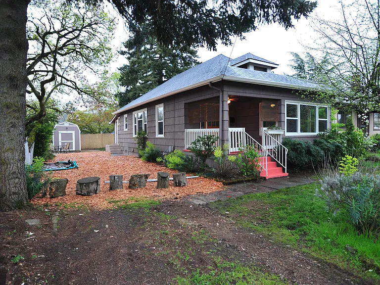 7030 SE Raymond Ct — Photo 26