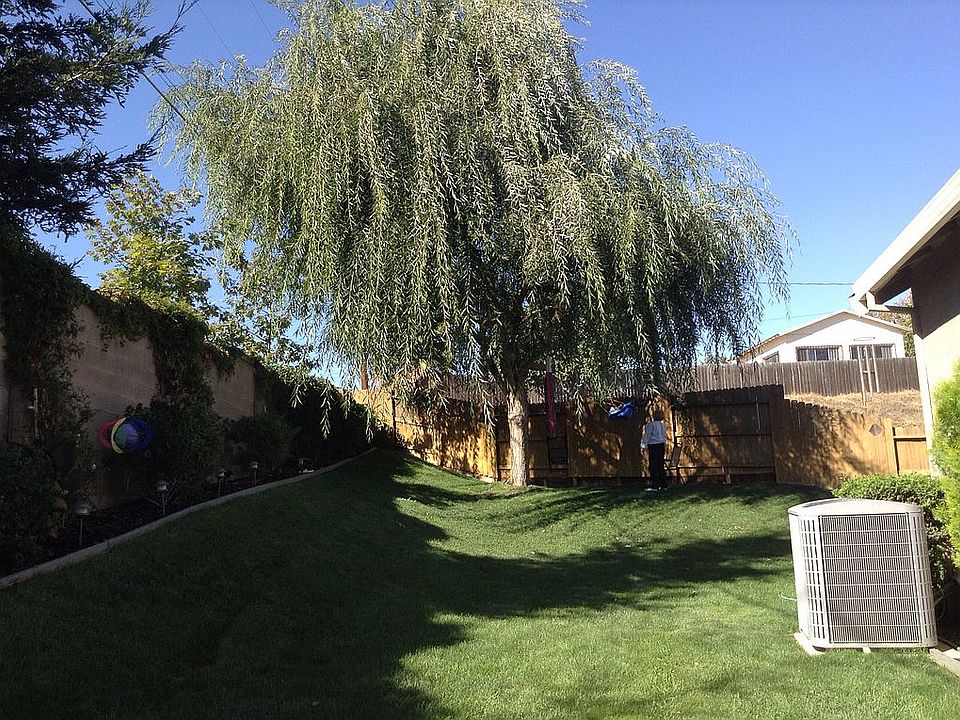 1st image of 201 River Bend Ln