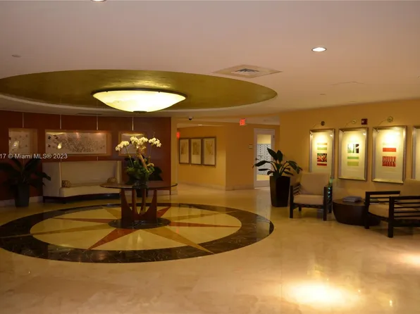 7350 SW 89th St #Penthouse 53, Miami, FL 33156