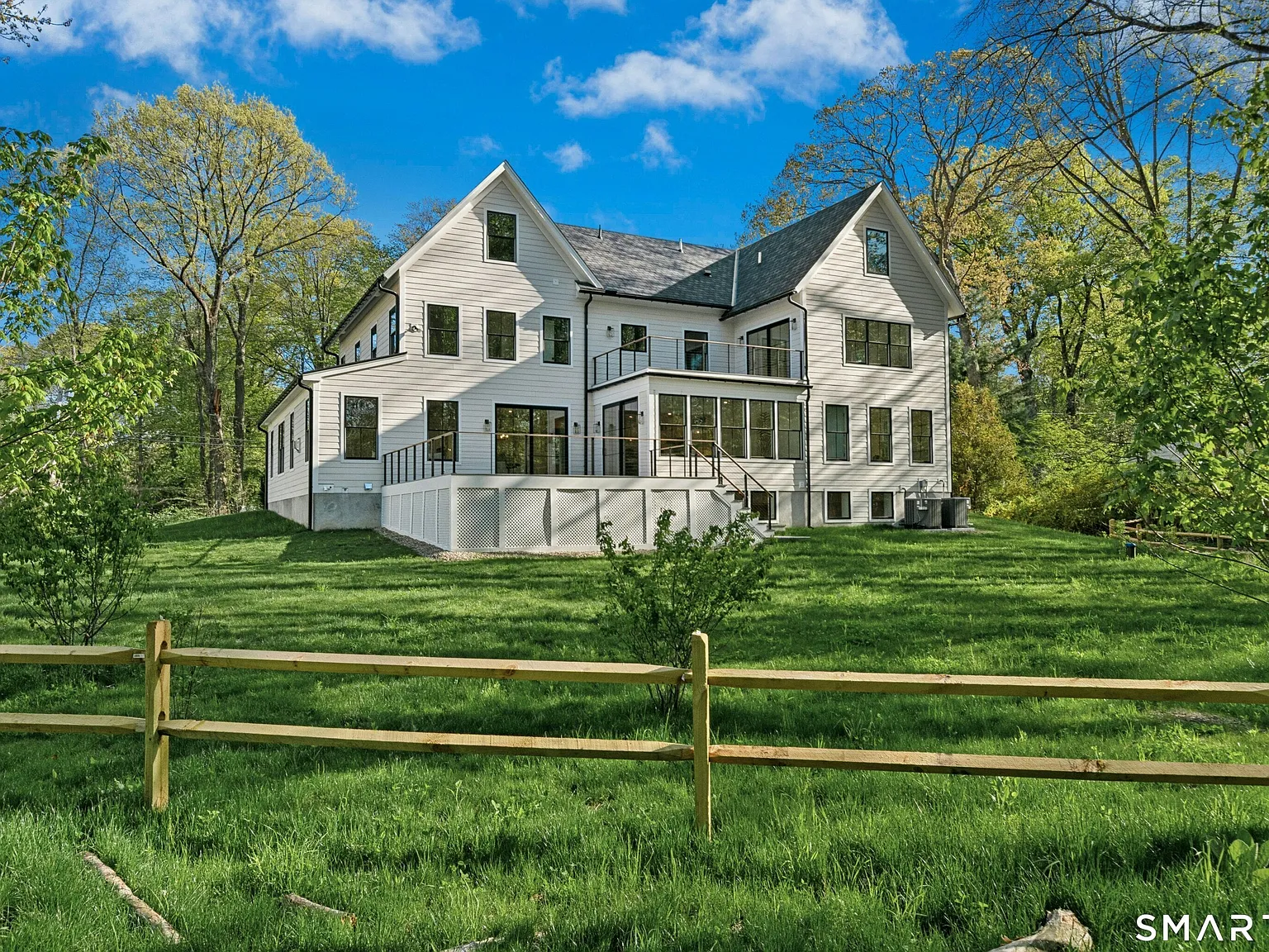5 bed, 6.5 bath, 6521 sqft, $30,000 — Photo 4