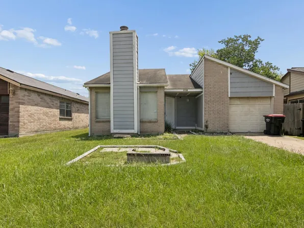 7610 Log Cradle Dr, Houston, TX 77041