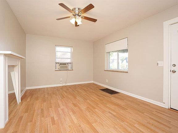 3rd image of 1183 Nancy Lee Ln