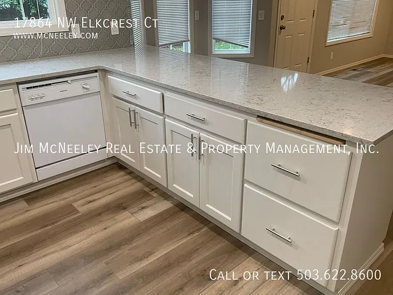 17864 NW Elkcrest Ct — Photo 3