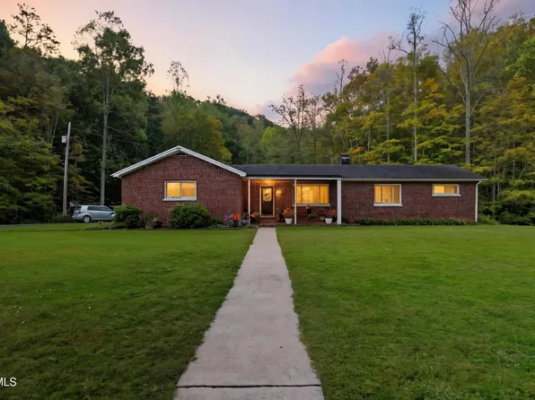 4299 Fairview Rd, Duffield, VA 24244