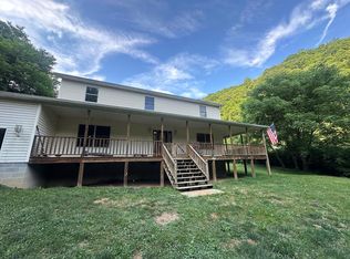 215 Sturgeon Branch Rd, Dry creek, WV 25062