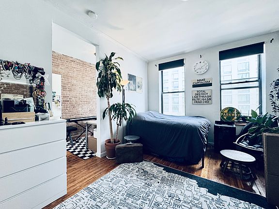 5th image of 540 4th Ave APT 3