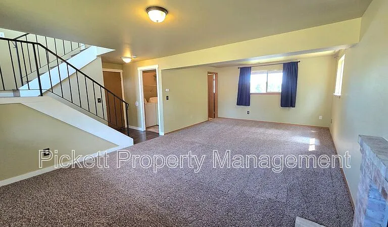 1367 NW Rockford Cir — Photo 27