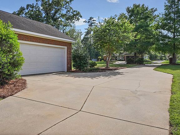 5th image of 195 Willow Lake Dr