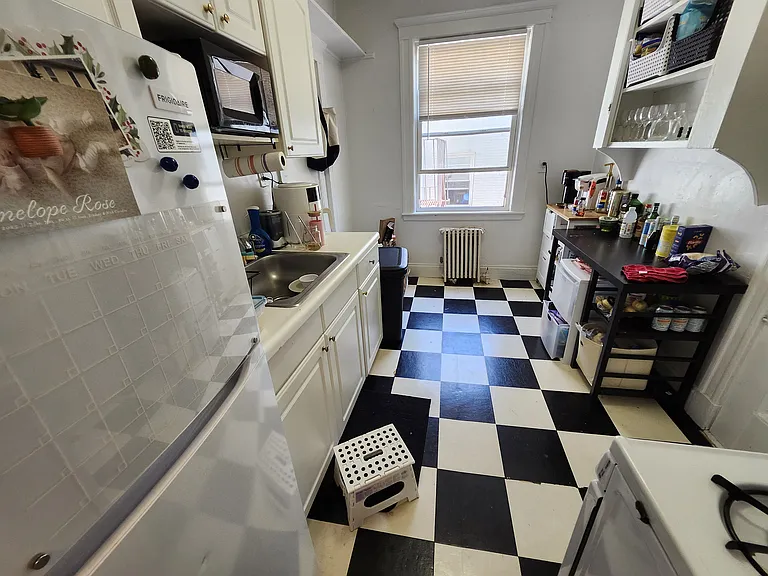 15 Melvin Ave #10 — Photo 4