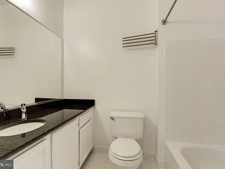 2400 Clarendon Blvd #Penthouse 11 — Photo 49