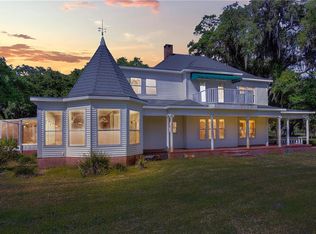 5601 Bailey Rd, Plant City, FL 33565