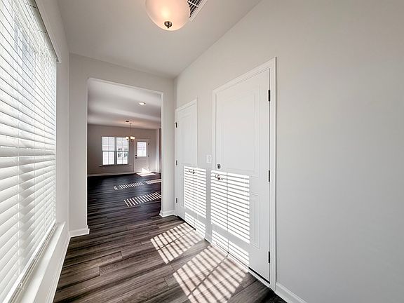 4th image of 4001 Kidd Pl