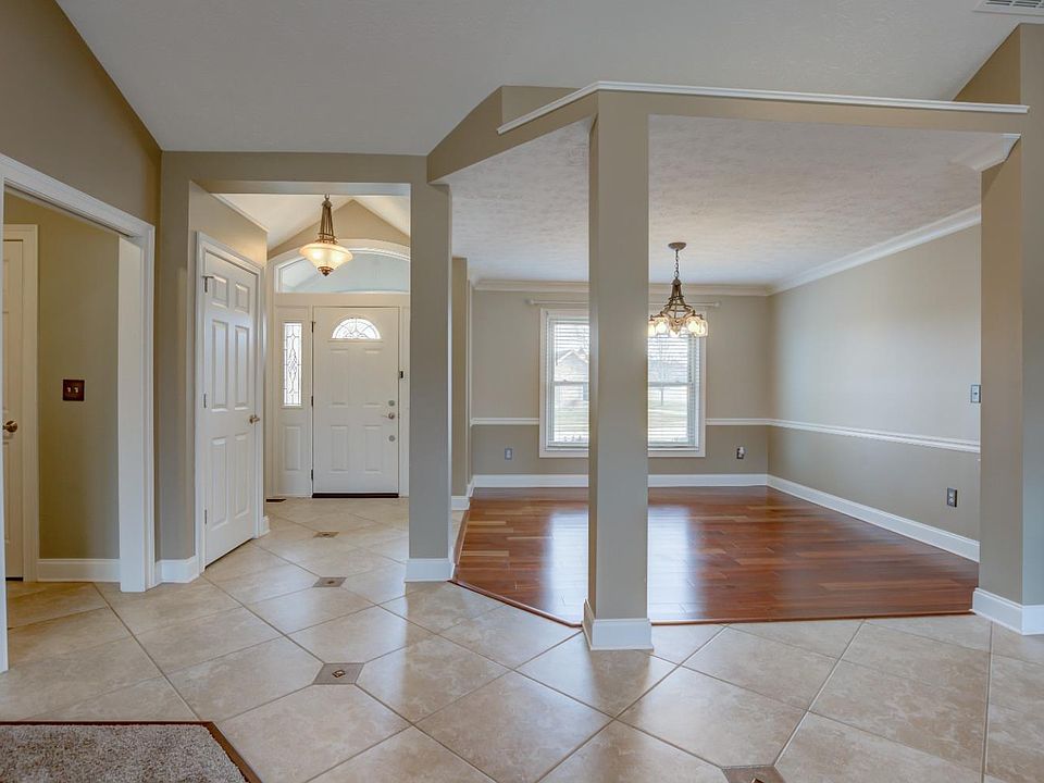 1947 N Regent Park Dr, Bellbrook, OH 45305 Zillow