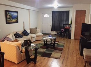 3112 31st St APT 1, Astoria, NY 11106